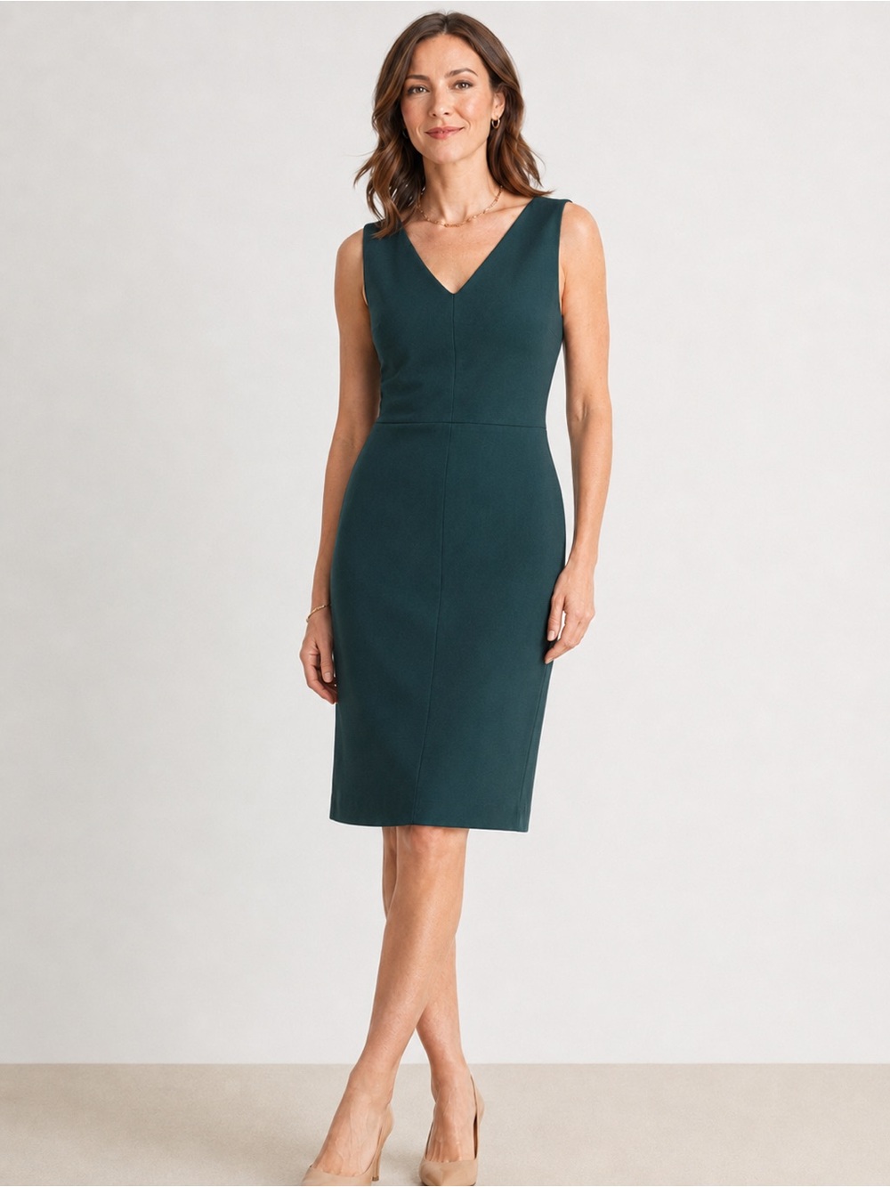 MM Lafleur V neck sheath dress size 6 career business dark green classic capsule